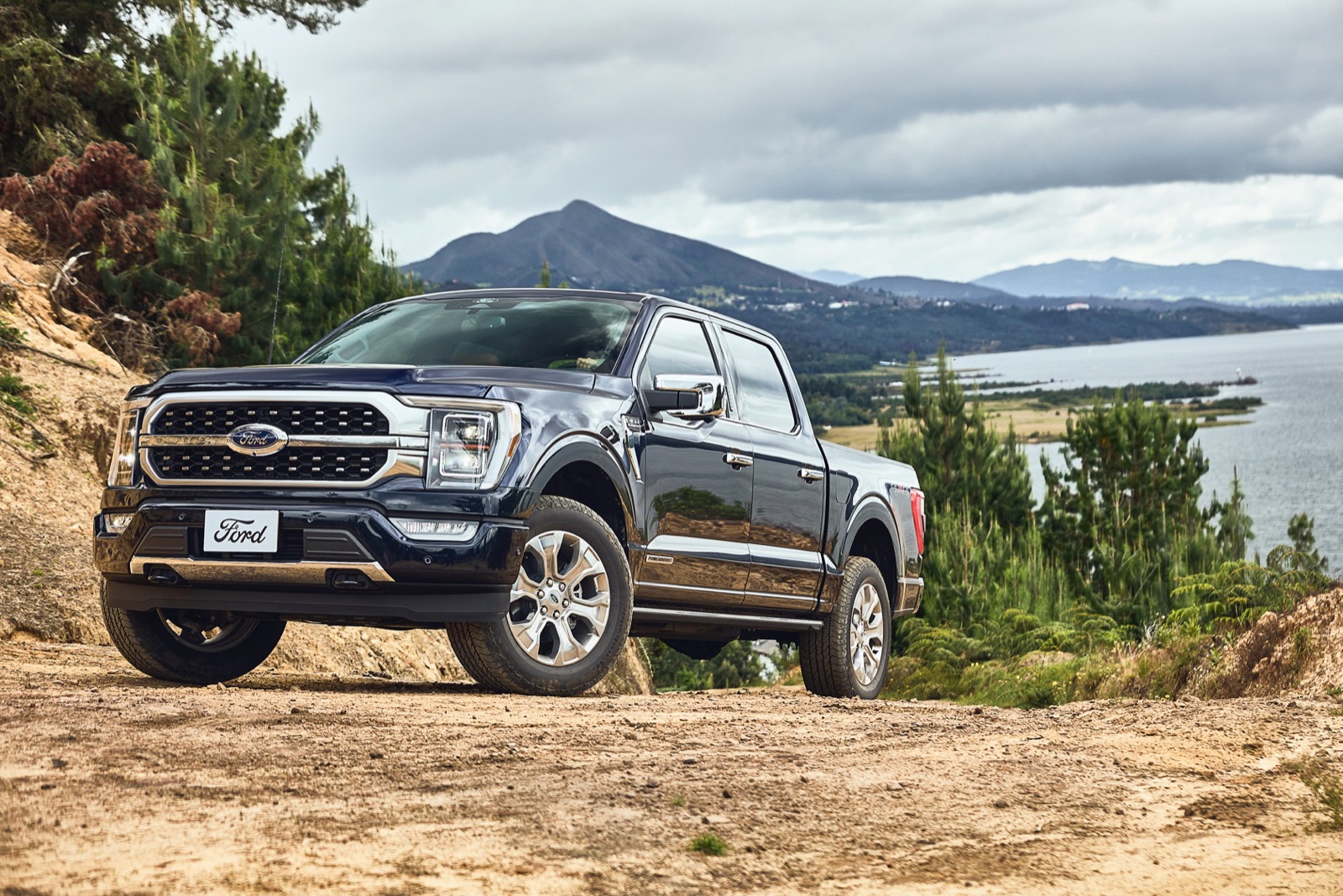 Ford — fotografía publicitaria producida por Policarpa (1)
